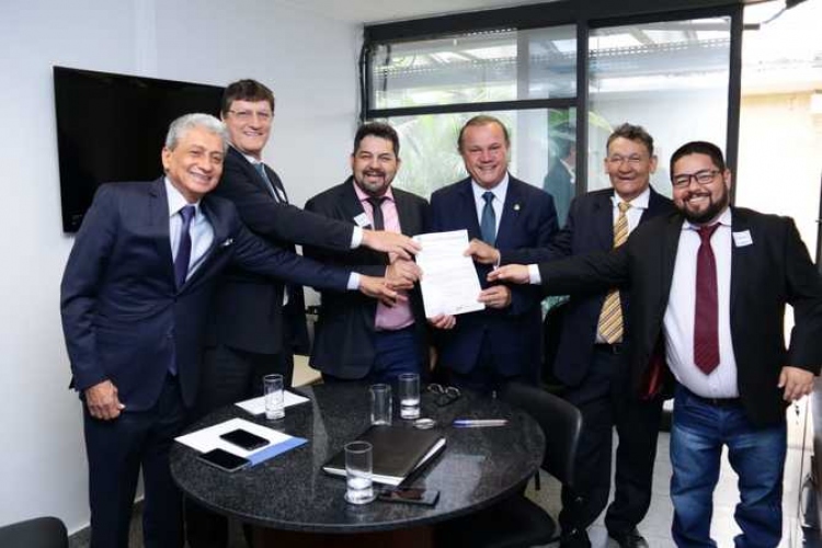 Prefeito e vereadores viajam a Brasília e garantem recursos para União do Sul