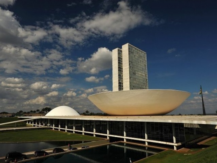 Em sess&atilde;o na C&acirc;mara, vereadores de Uni&atilde;o do Sul falam sobre situa&ccedil;&atilde;o pol&iacute;tica do pa&iacute;s