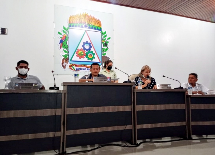 Vereadores aprovam Moção de Aplauso aos servidores da Saúde e Educação de União do Sul