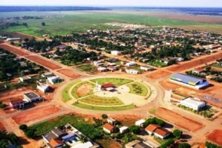 Vereadores cobram limpeza na cidade e melhoria na internet