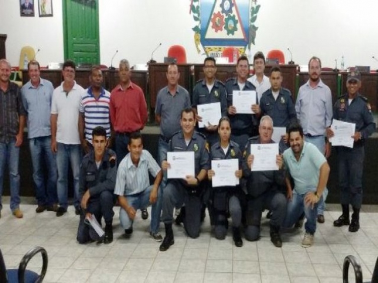 Piloto de Uni&atilde;o do Sul e Policia Militar s&atilde;o homenageados em Sess&atilde;o na C&acirc;mara